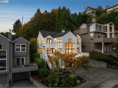 344 S Texas Street Portland OR 97219