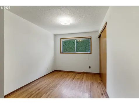 3020 SW Nebraska Street Portland OR 97239