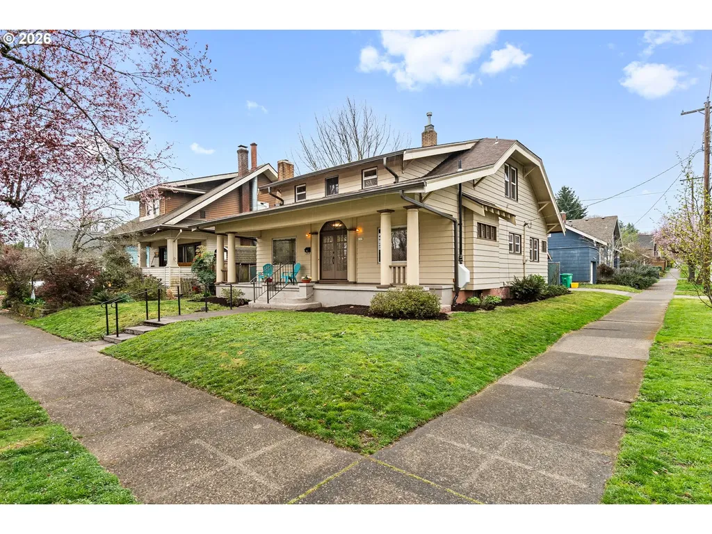 6305 SE 19th Avenue Portland OR 97202