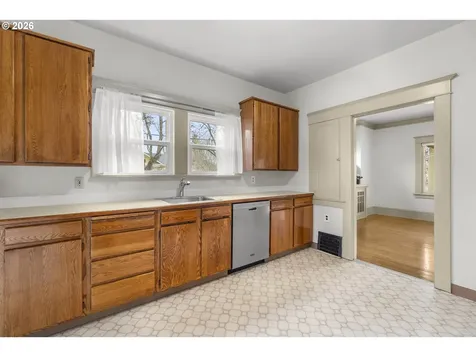 6305 SE 19th Avenue Portland OR 97202