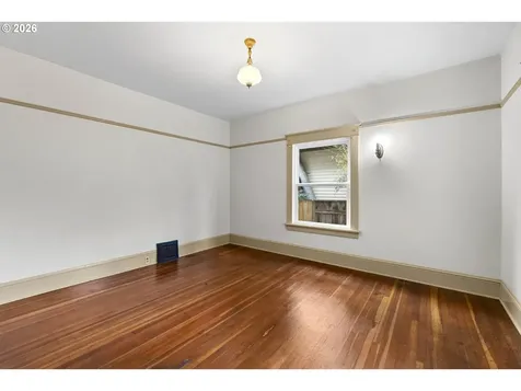 6305 SE 19th Avenue Portland OR 97202