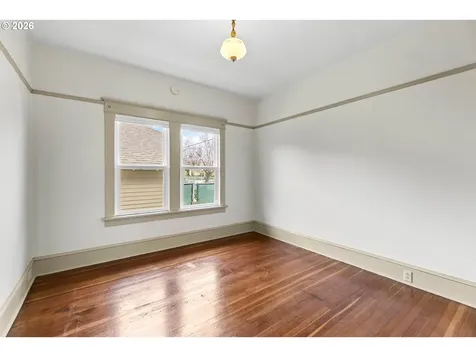 6305 SE 19th Avenue Portland OR 97202