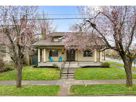 6305 SE 19th Avenue Portland OR 97202
