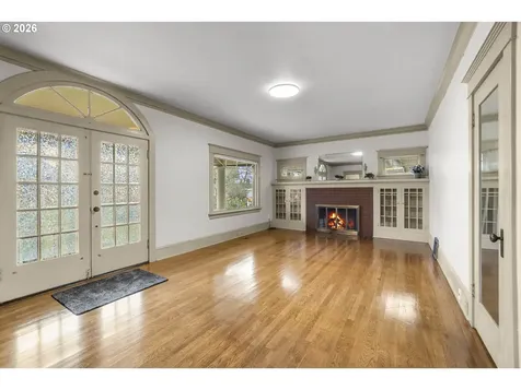 6305 SE 19th Avenue Portland OR 97202