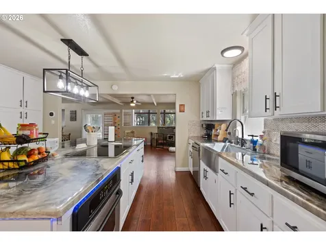 1293 Starveout Creek Road Azalea OR 97410