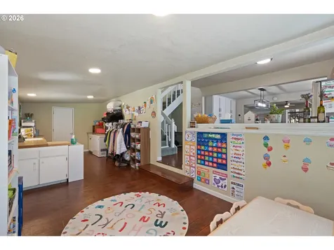 1293 Starveout Creek Road Azalea OR 97410