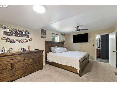 1293 Starveout Creek Road Azalea OR 97410