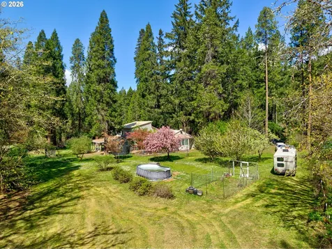 1293 Starveout Creek Road Azalea OR 97410
