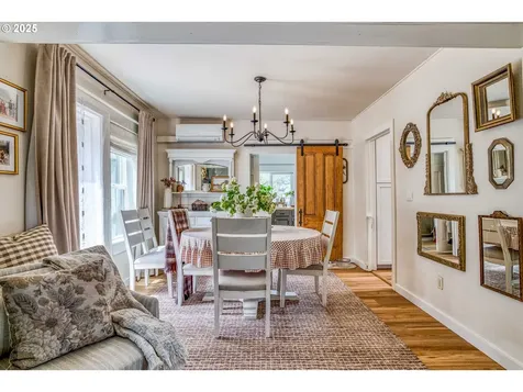 51 N Dean Street Coquille OR 97423