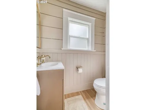 51 N Dean Street Coquille OR 97423