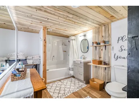 51 N Dean Street Coquille OR 97423