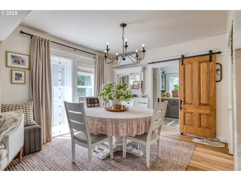 51 N Dean Street Coquille OR 97423