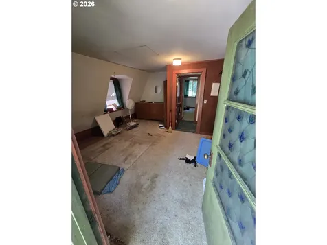 2505 Windy Creek Road Glendale OR 97442