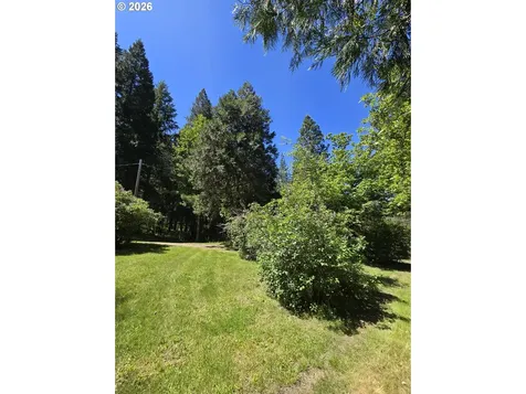 2505 Windy Creek Road Glendale OR 97442