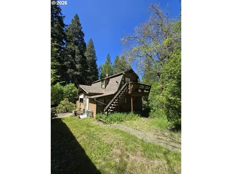 2505 Windy Creek Road Glendale OR 97442