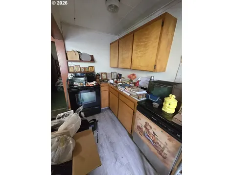 2505 Windy Creek Road Glendale OR 97442