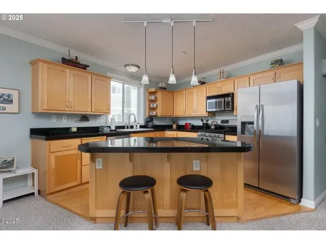 1113 N Highway 101 Depoe Bay OR 97341
