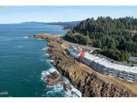 1113 N Highway 101 Depoe Bay OR 97341