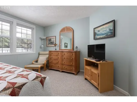 1113 N Highway 101 Depoe Bay OR 97341