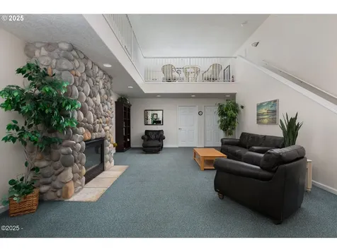 1113 N Highway 101 Depoe Bay OR 97341