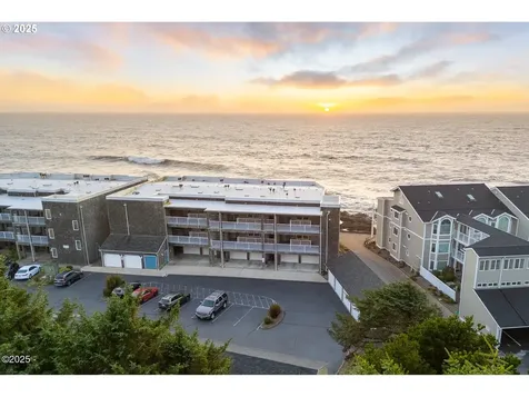 1113 N Highway 101 Depoe Bay OR 97341