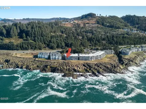 1113 N Highway 101 Depoe Bay OR 97341