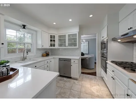 5690 SW Spruce Avenue Beaverton OR 97005
