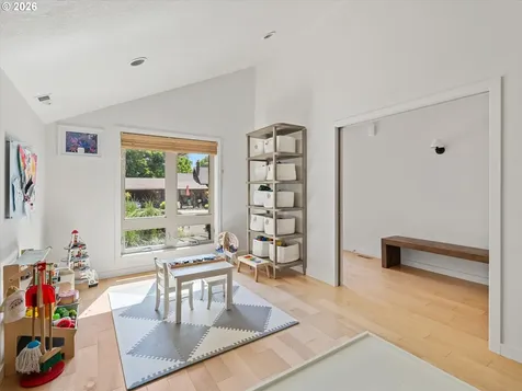 516 7th Street Lake Oswego OR 97034