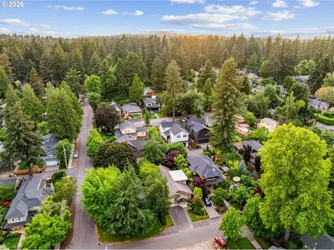 516 7th Street Lake Oswego OR 97034