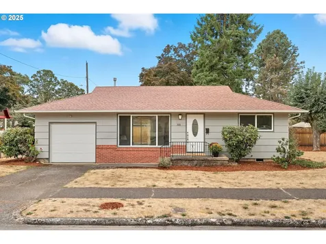 305 W Hereford Street Gladstone OR 97027