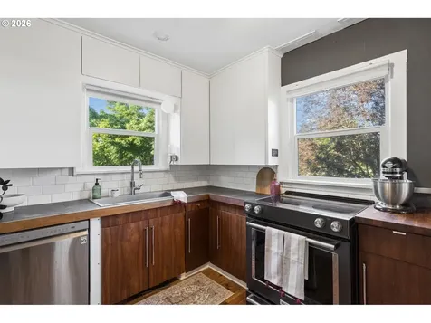 2015 E 29th Street Vancouver WA 98663