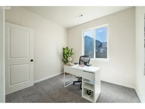 3082 Jonah Place Woodburn OR 97071