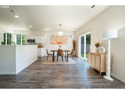 3082 Jonah Place Woodburn OR 97071