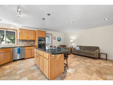 5867 SE Snowberry Court Hillsboro OR 97123