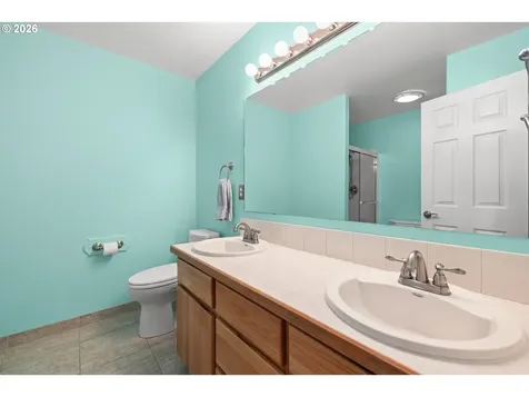 5867 SE Snowberry Court Hillsboro OR 97123