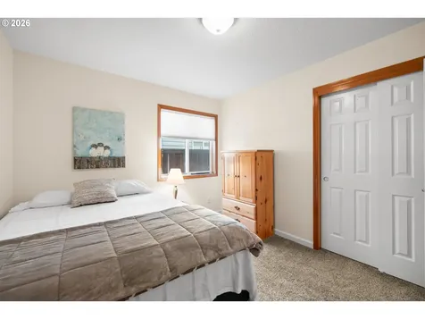 5867 SE Snowberry Court Hillsboro OR 97123