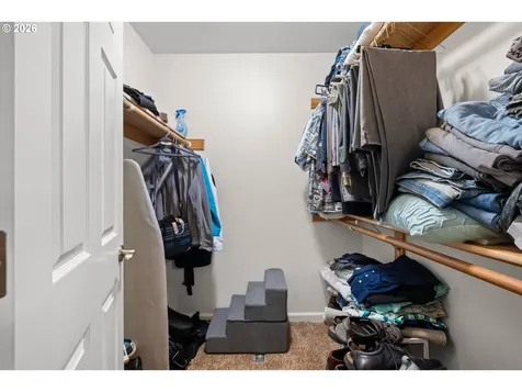 5867 SE Snowberry Court Hillsboro OR 97123