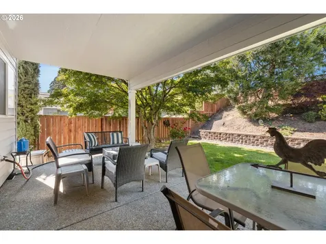 5867 SE Snowberry Court Hillsboro OR 97123