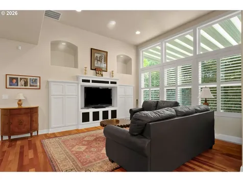 2240 Turnberry Court Eugene OR 97401