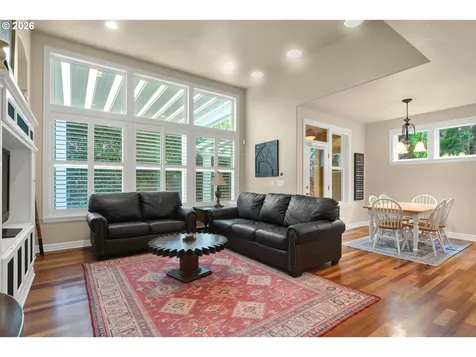 2240 Turnberry Court Eugene OR 97401