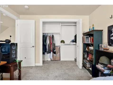 2240 Turnberry Court Eugene OR 97401
