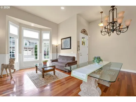 2240 Turnberry Court Eugene OR 97401