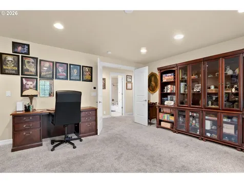 2240 Turnberry Court Eugene OR 97401