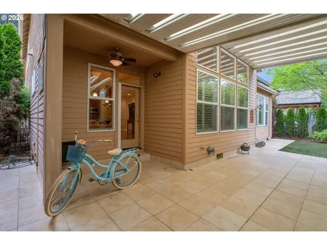 2240 Turnberry Court Eugene OR 97401