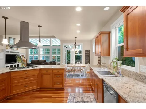 2240 Turnberry Court Eugene OR 97401