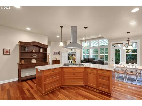 2240 Turnberry Court Eugene OR 97401