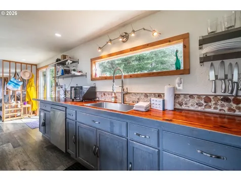42365 Hensley Hill Road Port Orford OR 97465