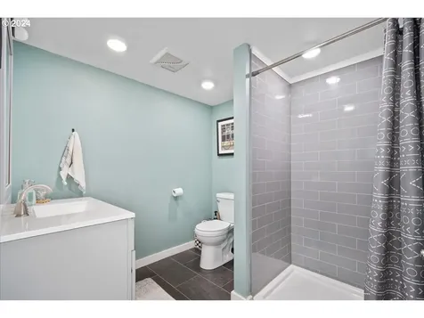 3506 NE 69th Avenue Portland OR 97213