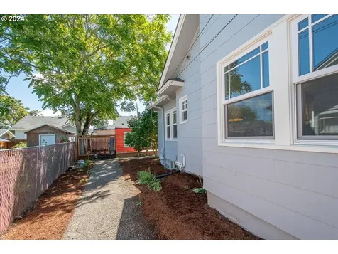 3506 NE 69th Avenue Portland OR 97213