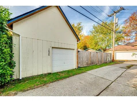 1626 21st Avenue Longview WA 98632